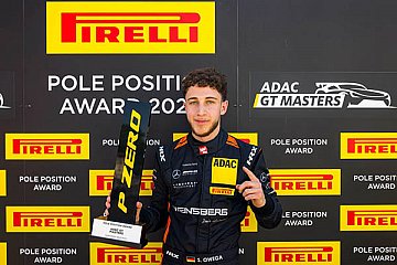 Premiere F R Salman Owega Erste Pole Position Im Adac Gt Masters